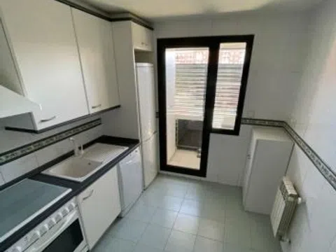 Piso en calle de Muñopedro, 4