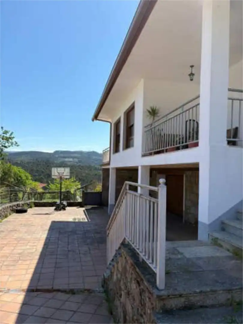 Chalet en Casa a 30 km de Pontevedra en San I - Foto 8
