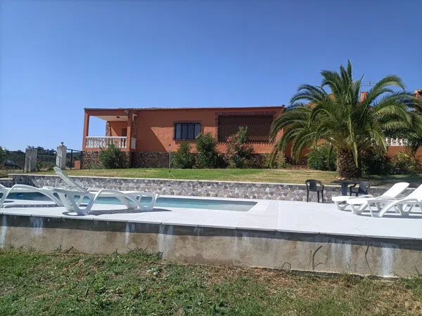 Finca rústica en Travesía Reyes Huertas s/n - Foto 1