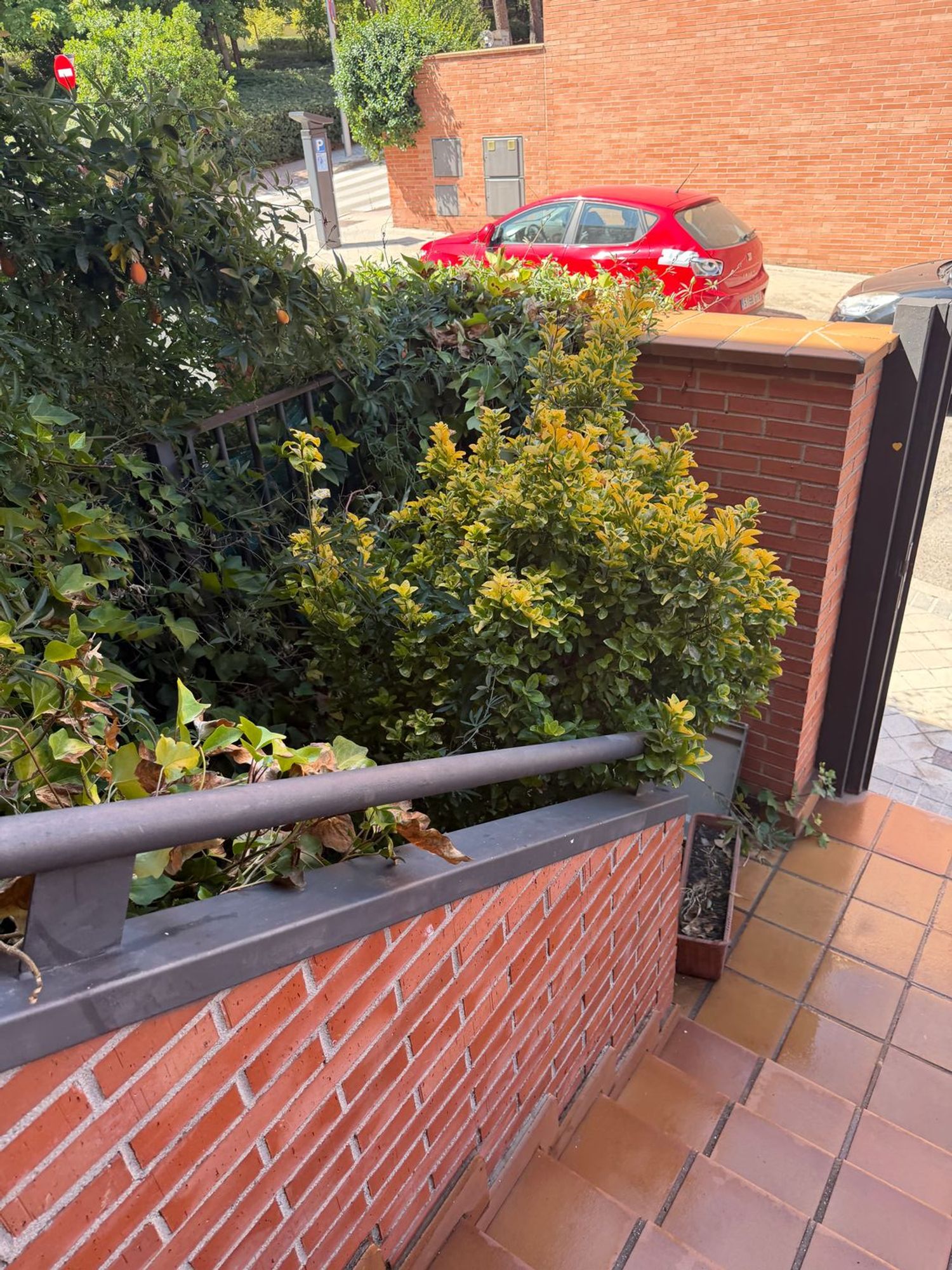 Chalet adosado en Calle Valle de Cardos, Valdezarza - Foto 4