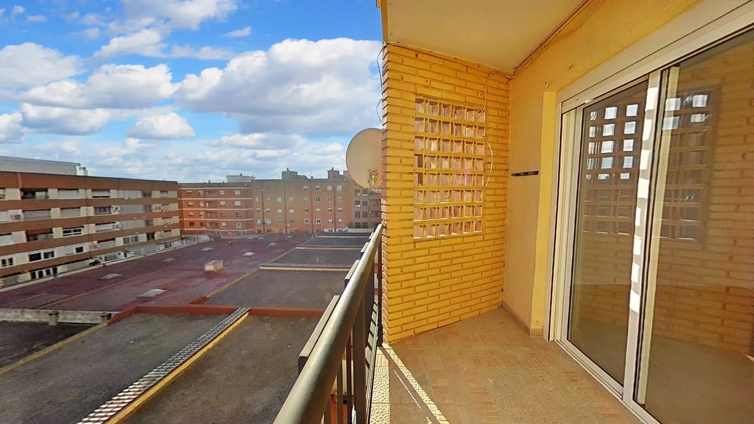 Piso en Barrio Tormos - Foto 2