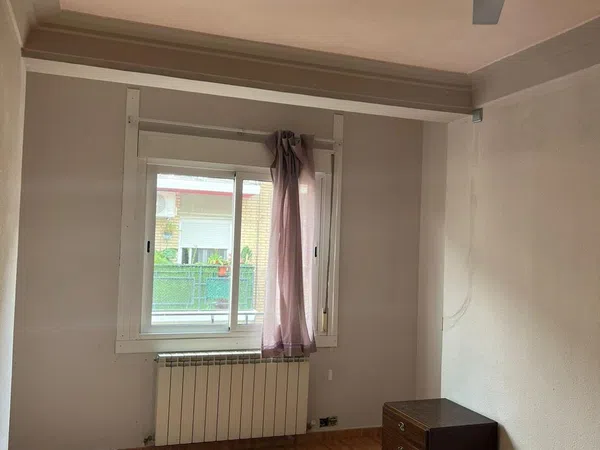 Piso en calle de Don Pedro de Luna, 37 - Foto 5