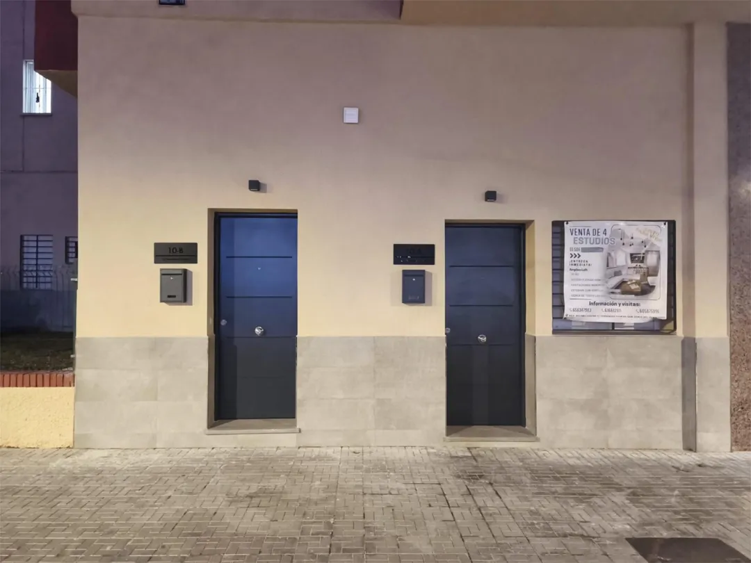 Piso en  Calle Conde de Guadalhorce 10 - Foto 1