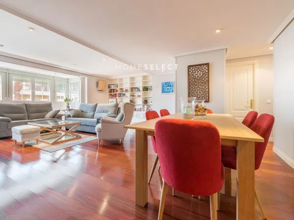 Piso en calle de Ayala