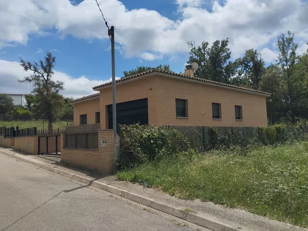 Casa o chalet independiente en Calle del Priorat, 6 - Foto 4