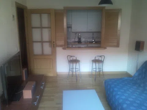 Piso en calle María Tubau, 15