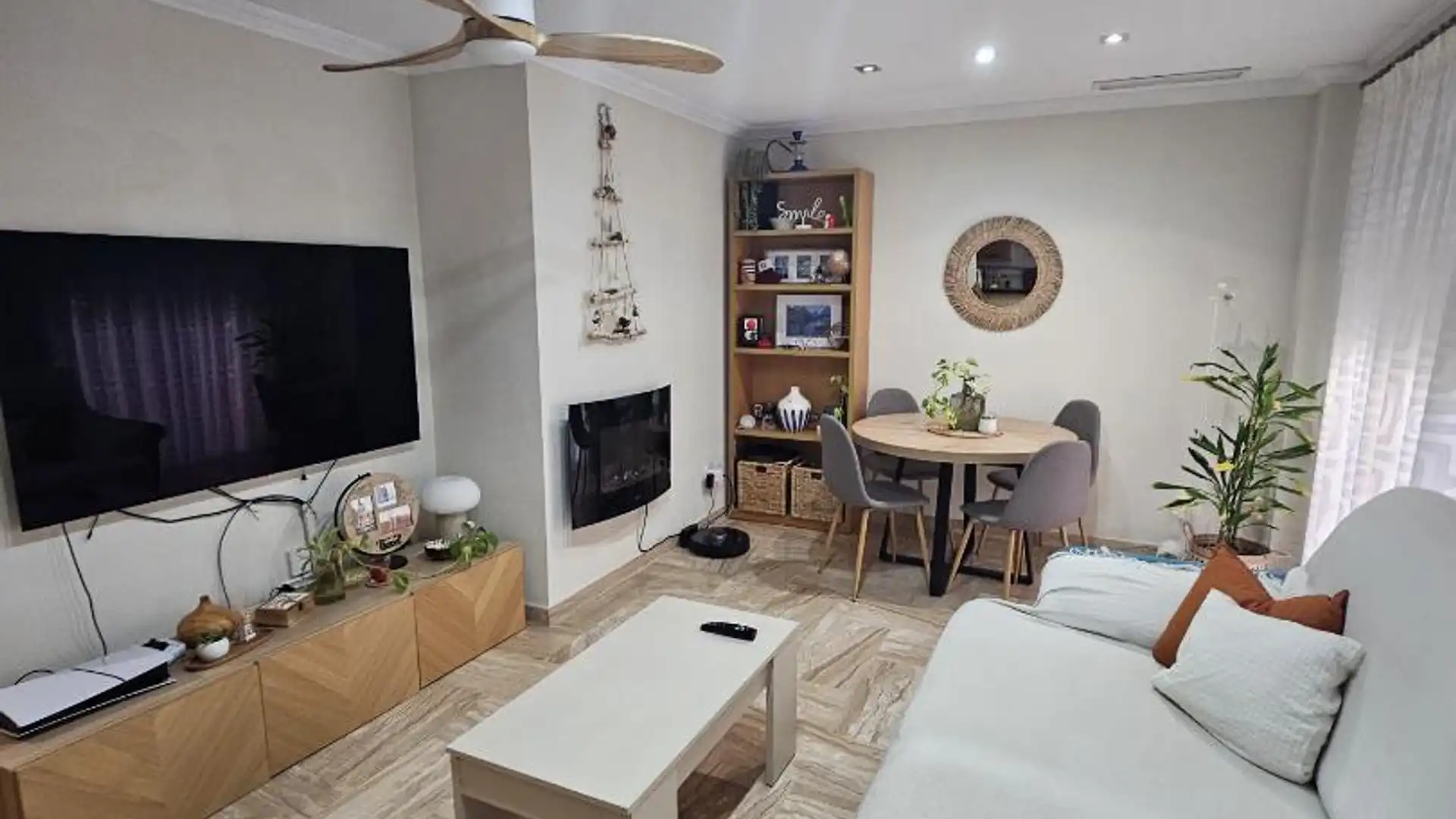 Piso en  Carrer Adolfo Marsillach 10 - Foto 2