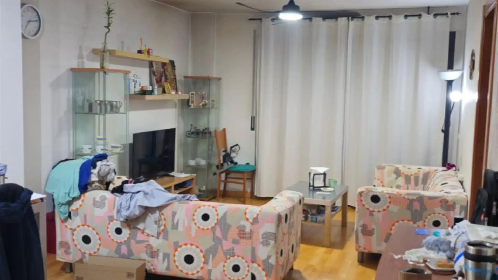 Piso en  Carrer d'Olot 17 - Foto 1