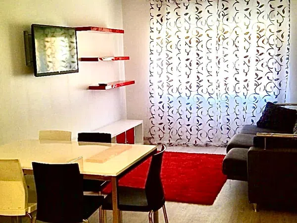 Piso en calle San Melchor García Sampedro, 64