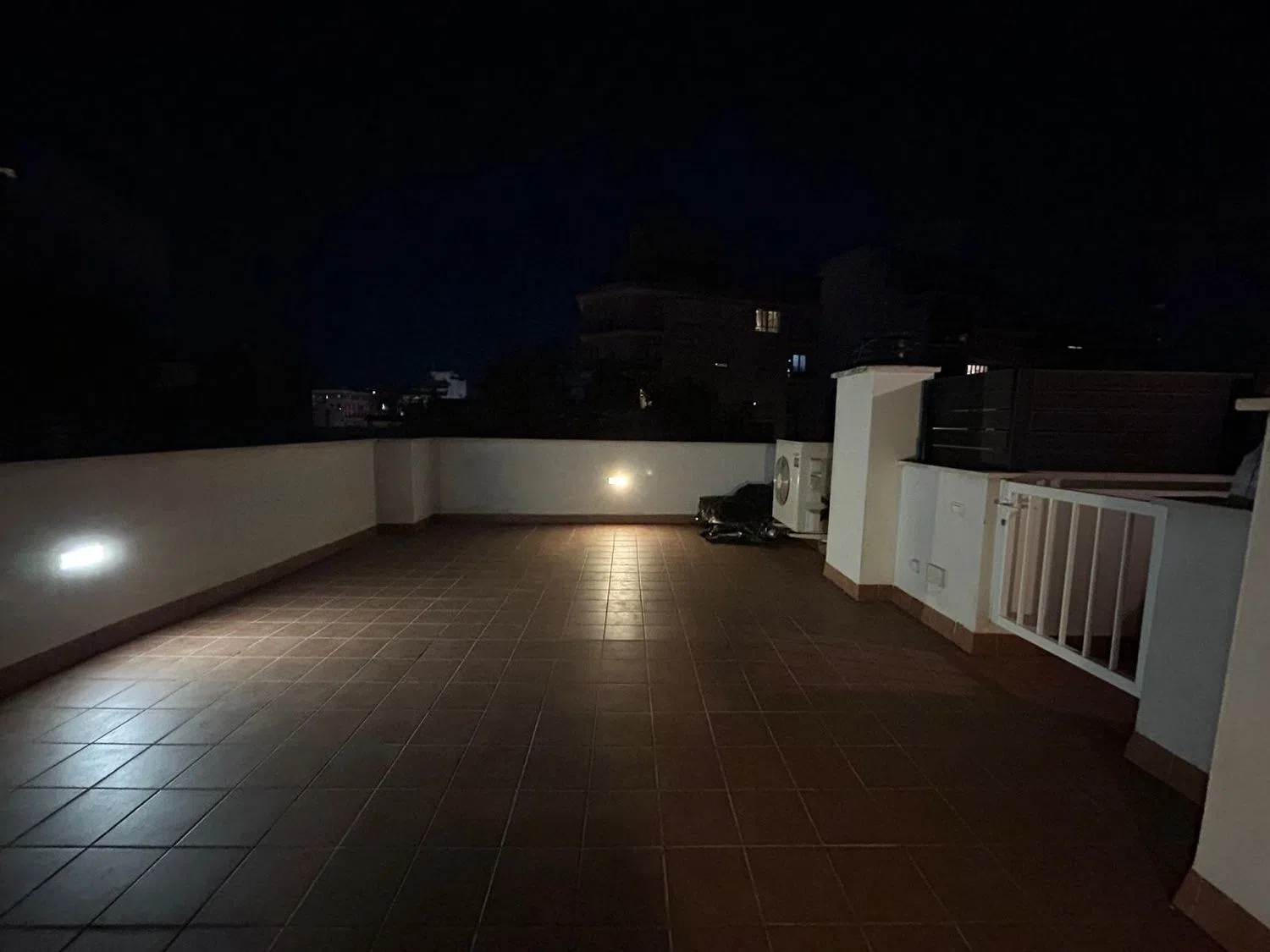 Piso en calle de la Reina Maria Cristina, 35 - Foto 20