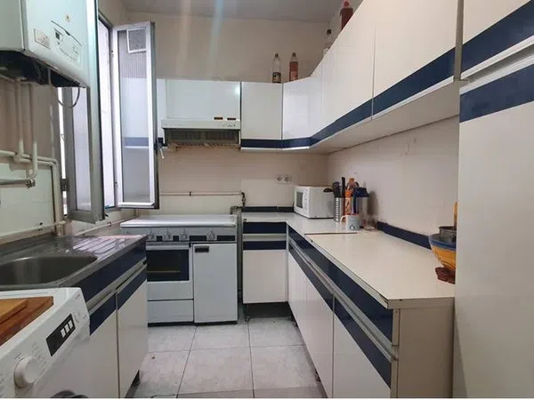 Piso en calle de Santa Casilda, 9