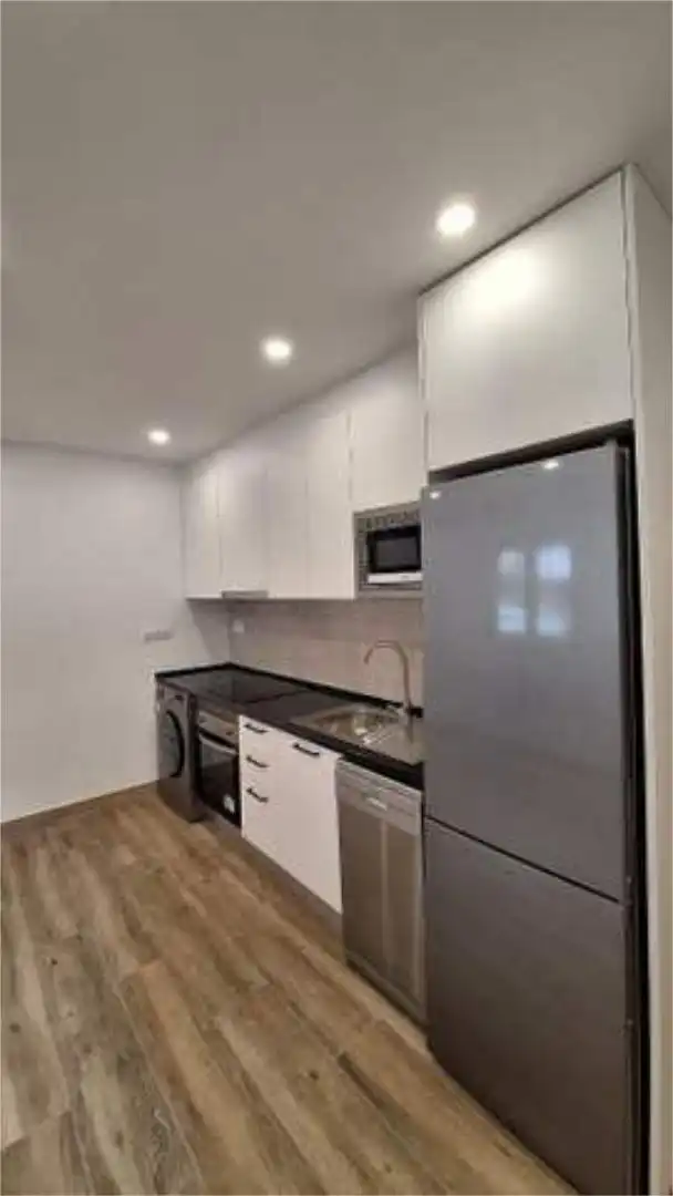 Piso en Juan de la Cierva - Foto 3