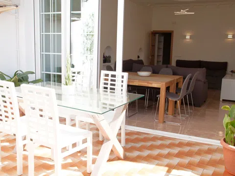 Piso en calle d'Alfambra, 7