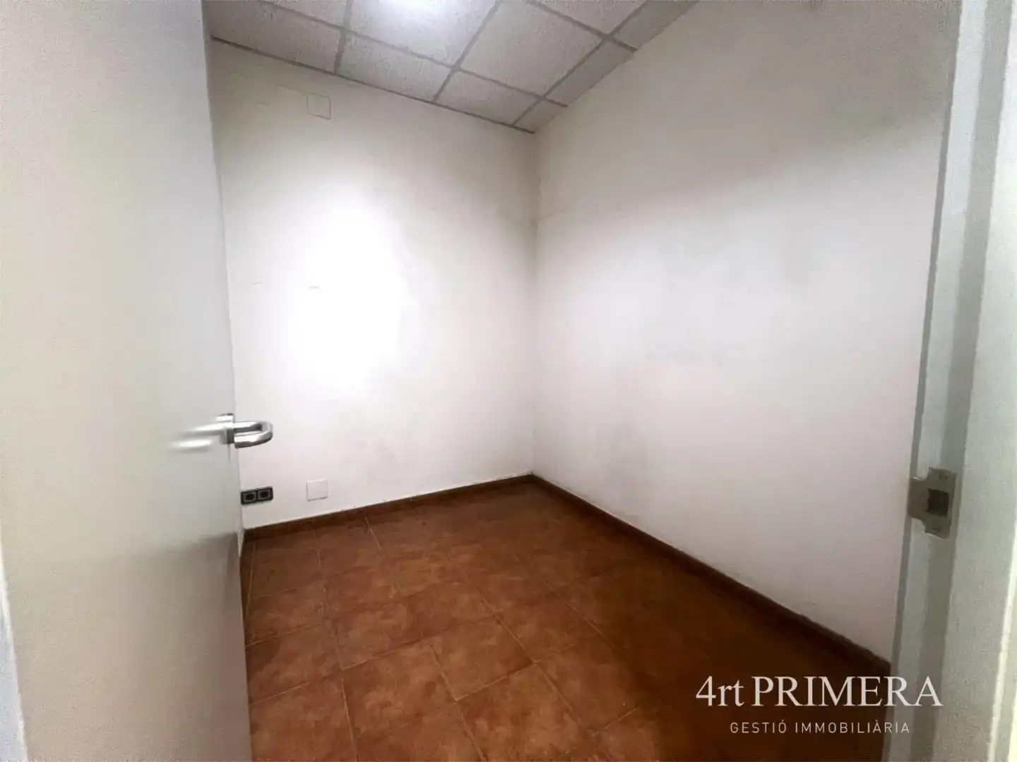 Local comercial en  N-152z 83 - Foto 10