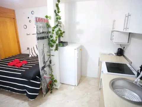 Estudio en calle Sol Naixent, 18 - Foto 5