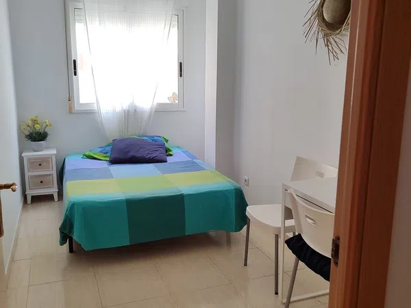 Piso en Avenida de la Ràpita, 111, Zona Hospital, Zona Hospital - Foto 4