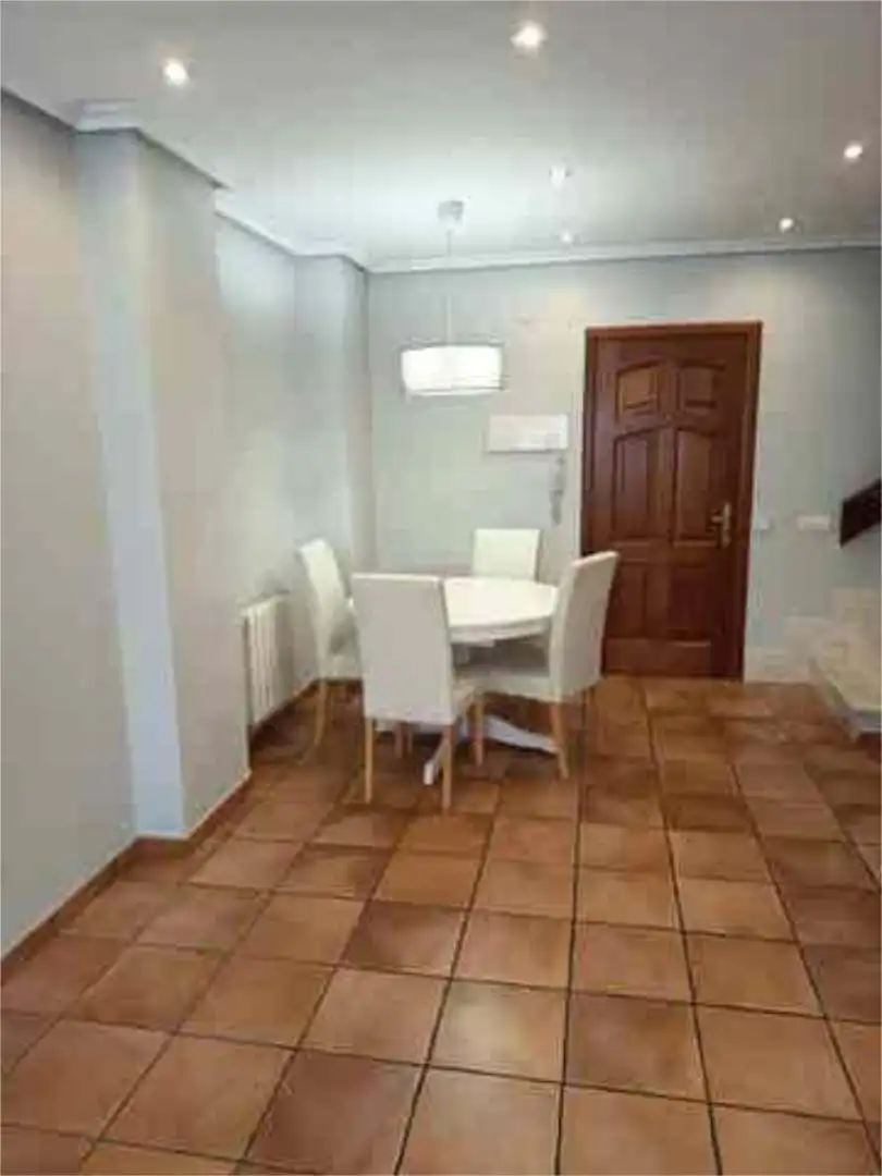 Piso en barrio la somadilla - Foto 5