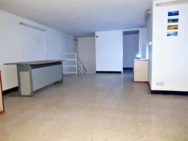 Local comercial en  Carrer d'Àngel Guimerà 146 - Foto 17