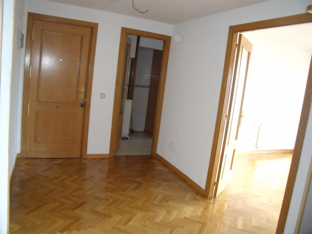 Piso en  Avenida de Honorio Lozano 53 - Foto 2