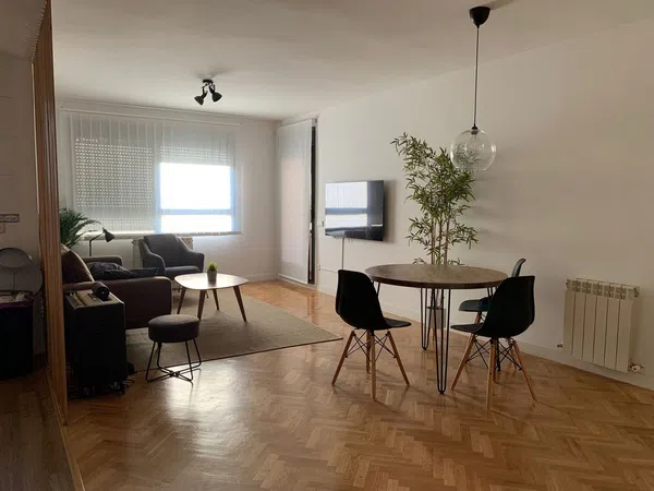Piso en Calle Oslo, 18, Parque oeste - Fuente Cisneros - Foto 1