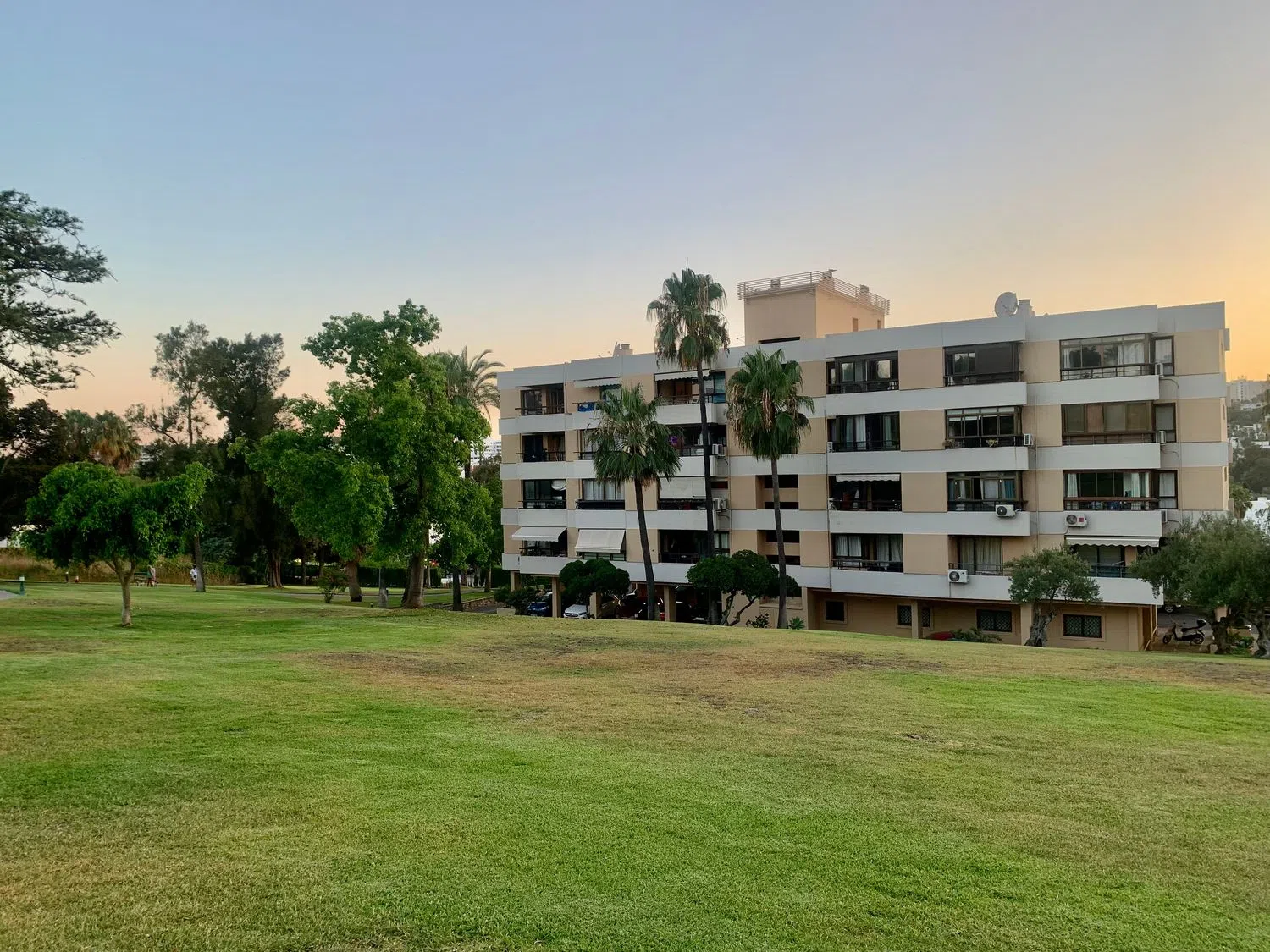 Estudio en Torres de Aloha , edificio Deva, 208 TorresdeAlohaNuevaAndalucia - Foto 19