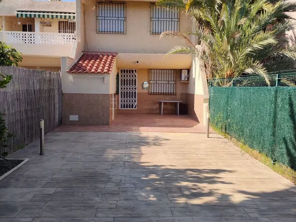 Chalet pareado en Calle Neptuno, 37 - Foto 1