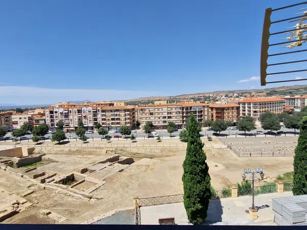 Piso en Paseo Ismael González de la Serna, 3 - Foto 1
