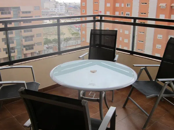 Piso en calle Nadadora Carmen Soto, 2