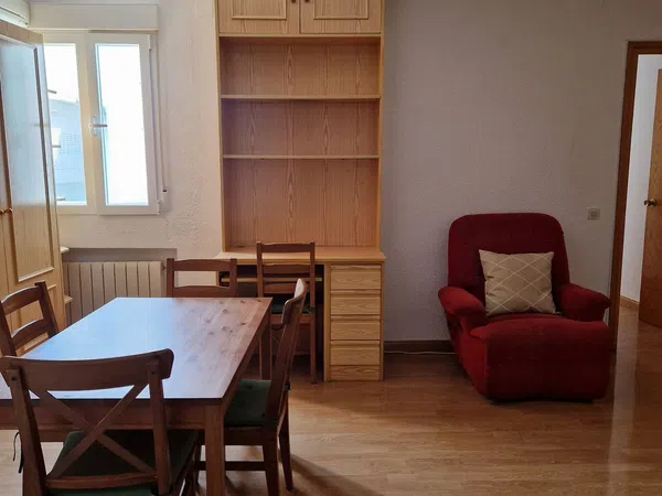 Ático en calle Tres Peces, 34