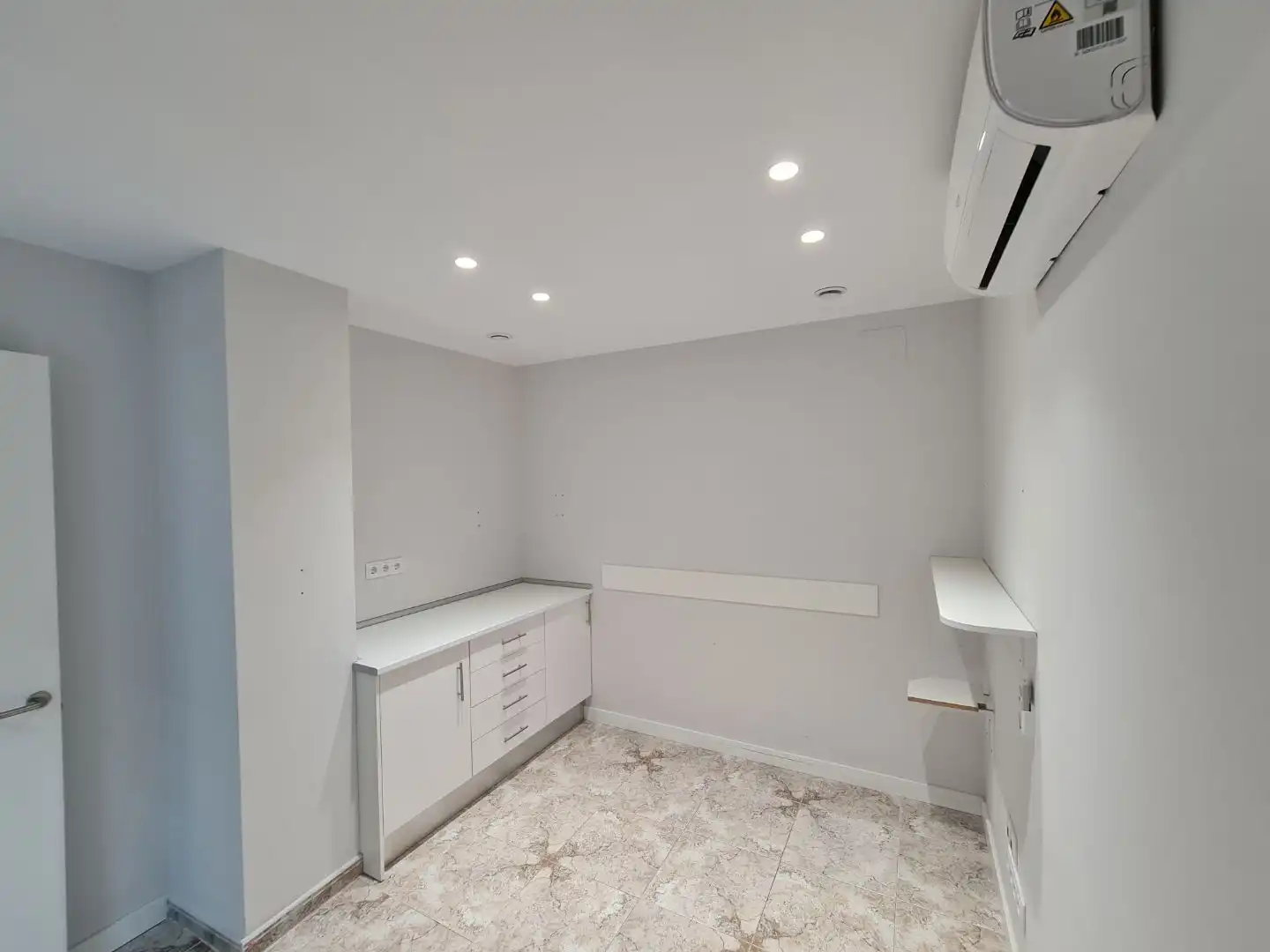 Local comercial en  Carrer Jacint Verdaguer 32 - Foto 46
