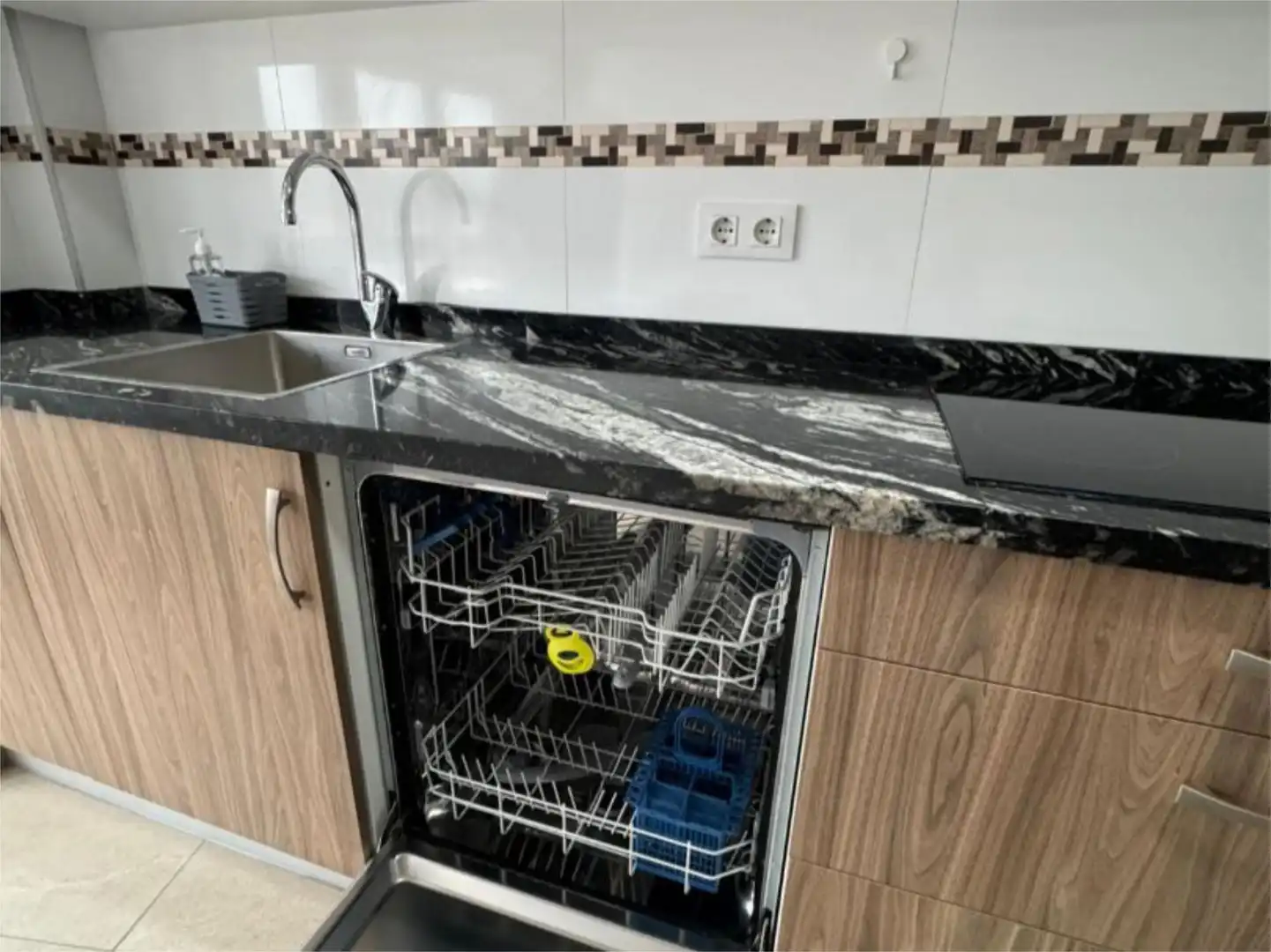 Piso en  Calle Baldomero Fernández 1 - Foto 26