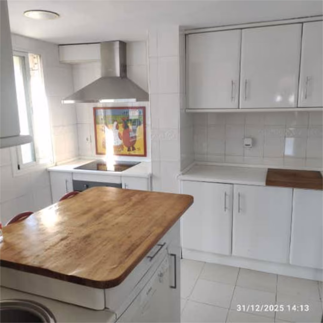 Piso en Ciudad Jardín - Foto 2