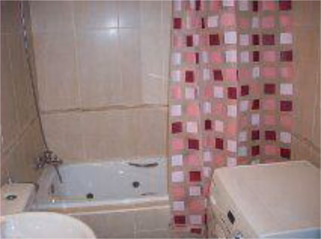 Estudio en Juan Carlos I - Foto 4