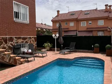 Piso en  Calle Óscar Arias 18 - Foto 1