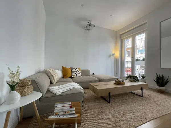 Piso en calle de Bocángel, 7