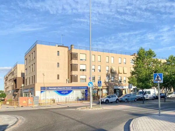 Piso en avenida de José Hierro, 92