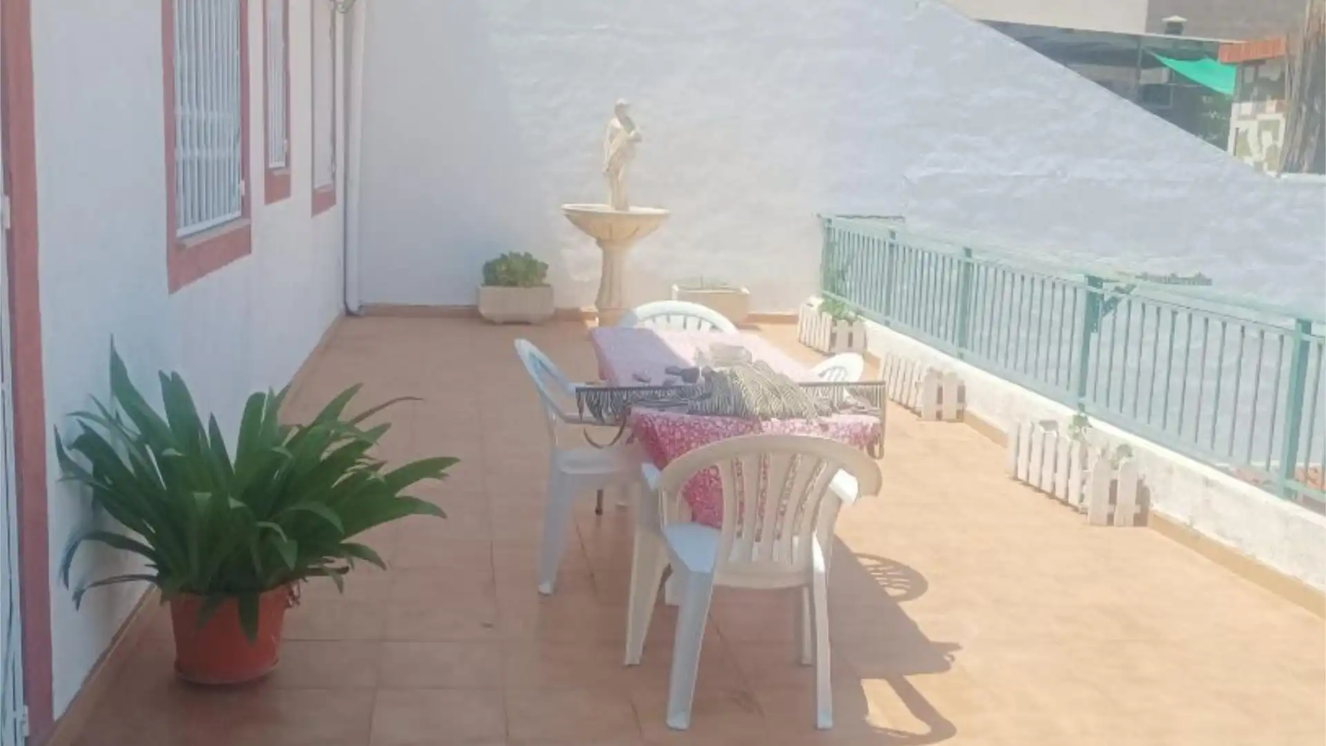 Casa adosada en  Calle Calderón de la Barca 20 - Foto 5