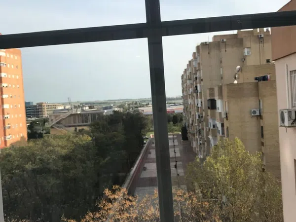 Piso en Avenida de las Ciencias - Foto 5