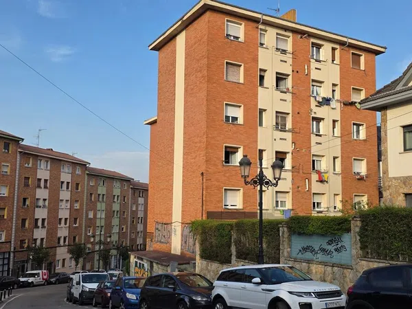 Piso en Calle Monte Gamonal, 55, Ciudad Naranco-Prados de La Fuente - Foto 1