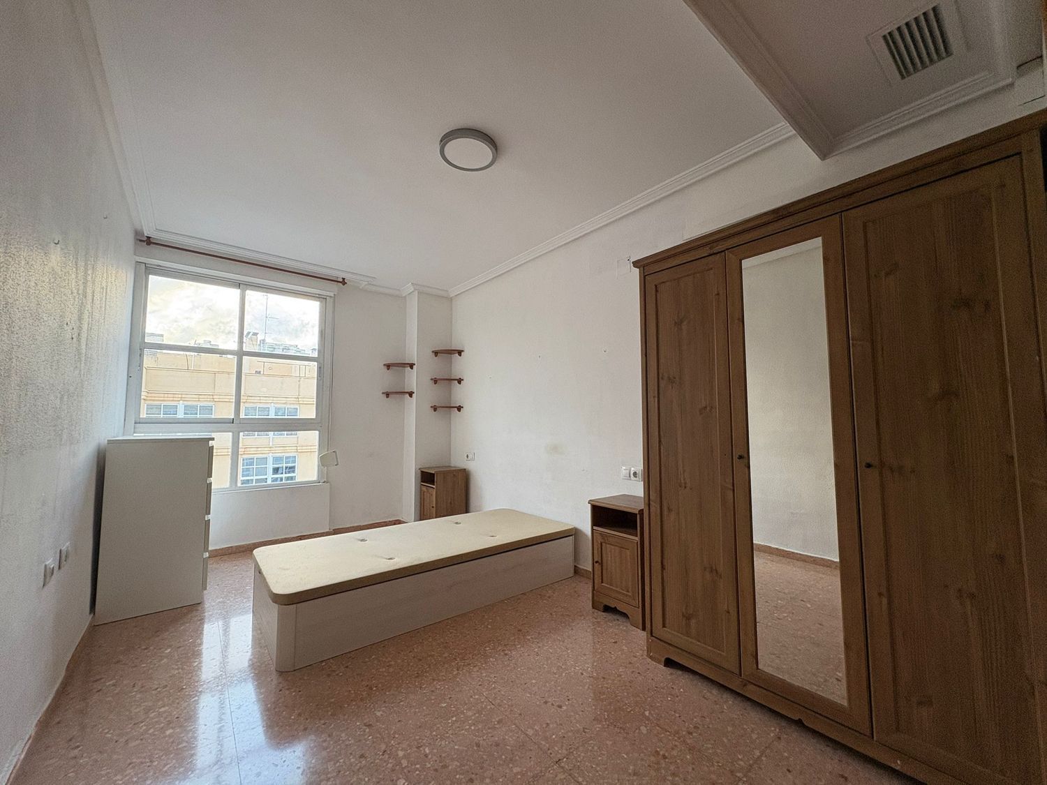 Piso en Calle la Torre, 54, Plaza Crevillente-Juzgados - Foto 7