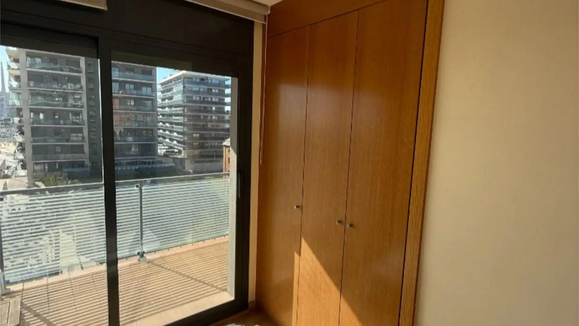 Piso en  Plaça Pati de Vela 1 - Foto 16