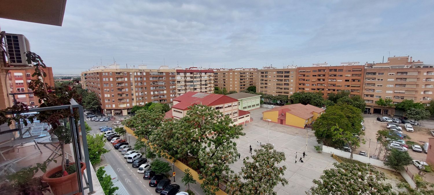 Piso en Calle de Nicolau Primitiu Gómez - Foto 14