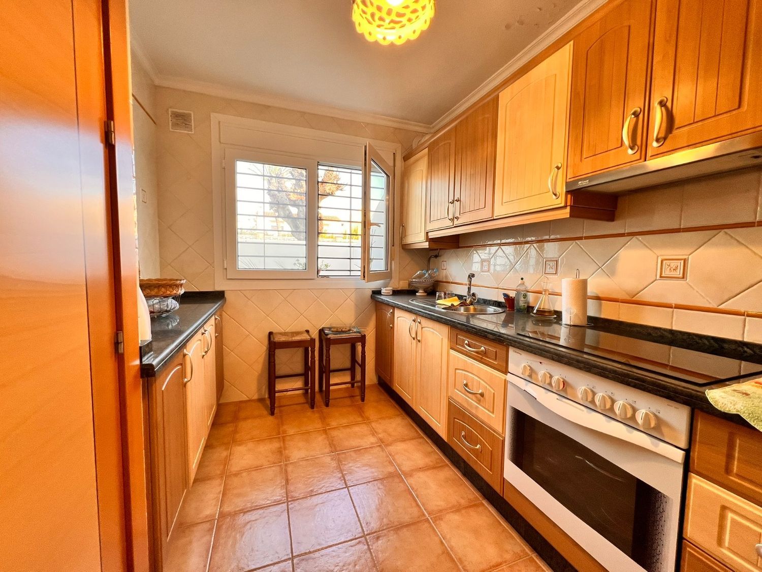 Chalet adosado en avenida de la Axarquía, 28 - Foto 6