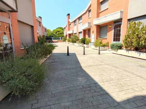 Chalet adosado en Calle Mariano Barbacid, 3, Viñas Viejas, Viñas Viejas - Foto 1