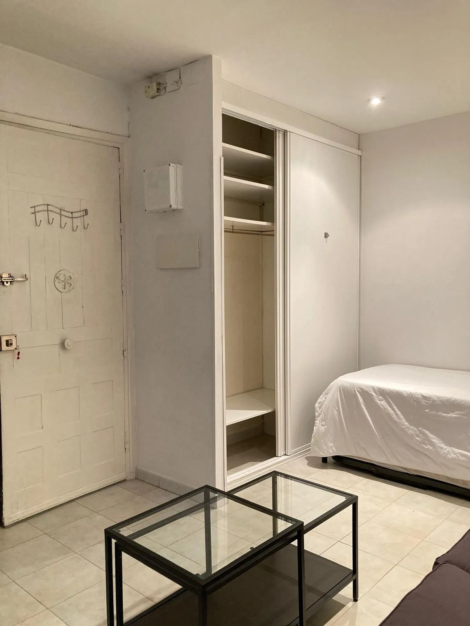 Estudio en calle del Monte Esquinza, 7 - Foto 9