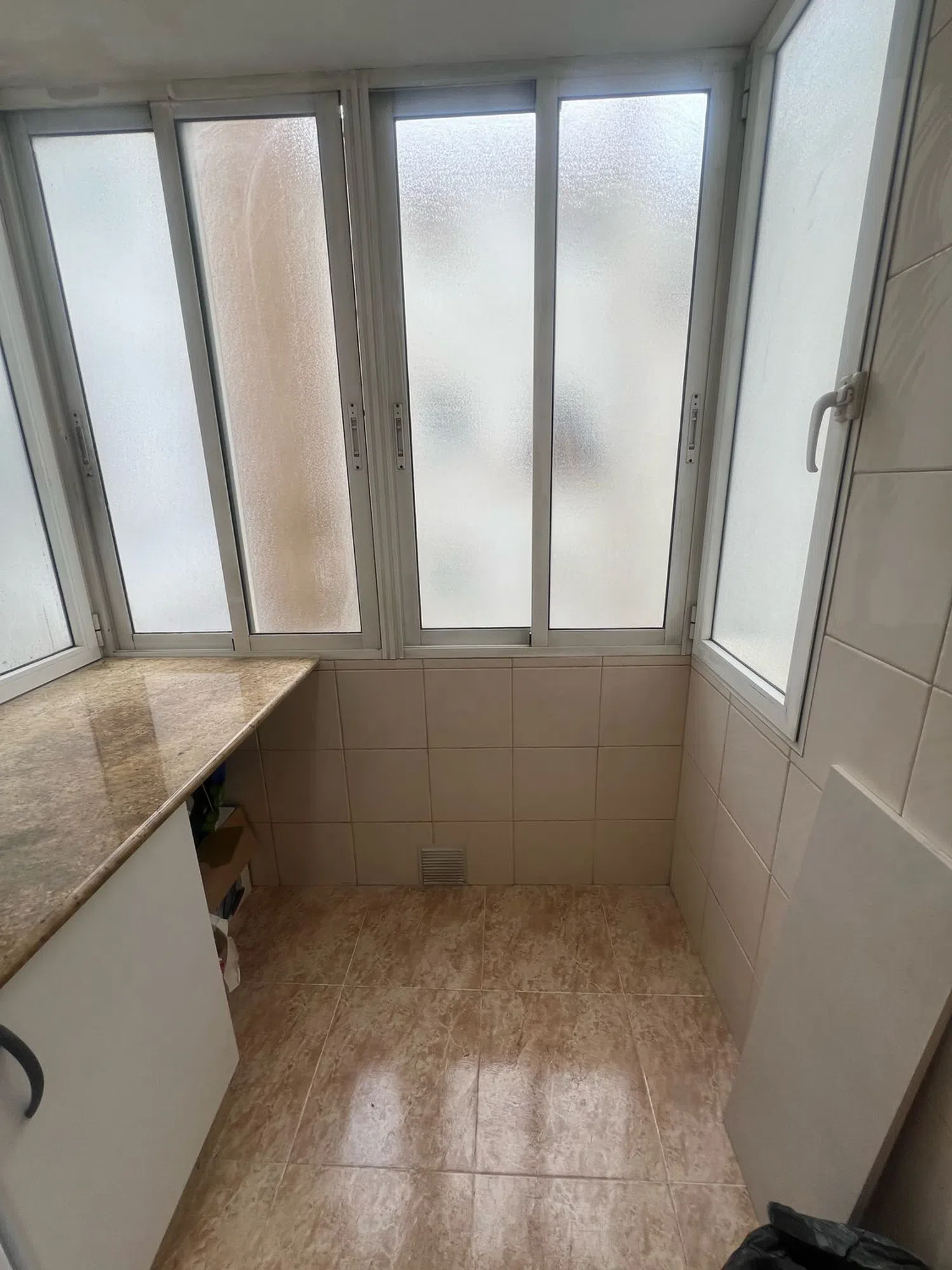 Piso en calle d'Armando Palacio Valdés, 10 - Foto 2