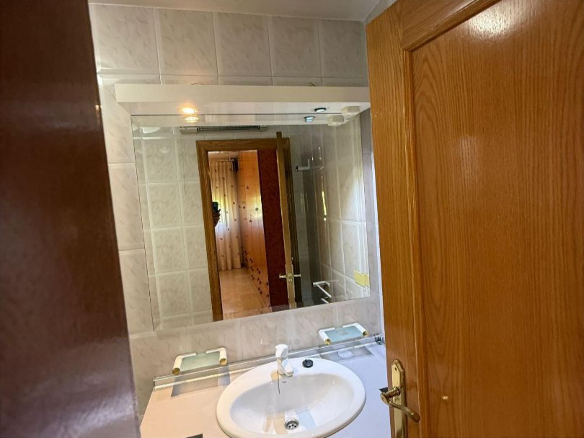 Piso en  Calle Ignacio López Lacal 2 - Foto 35