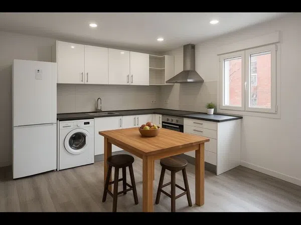 Piso en calle Martín Mora, 1