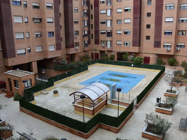 Piso en ronda del Caballero de la Mancha, 67