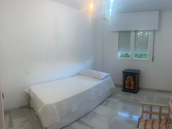 Piso en Calle José Luis Morales Marín, 9, Miraflores - Foto 2